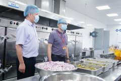 为该区大碶街道纪工委正在辖区学校开展