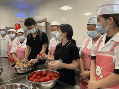 <b>更需要常抓不懈、久久为功的事业</b>